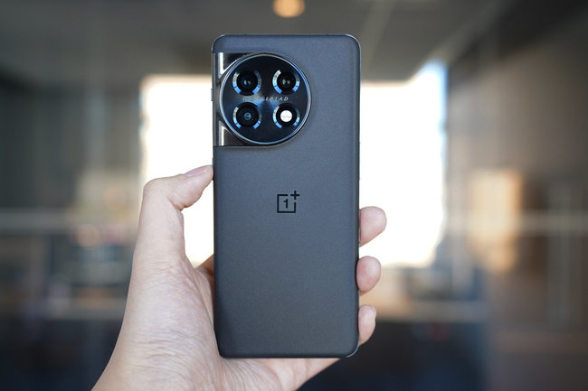 OnePlus 11