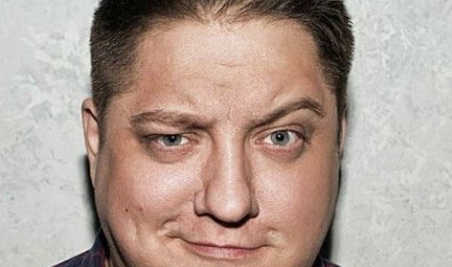 Роман Попов