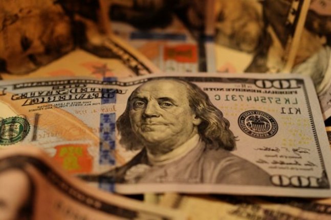 Доллары США - РИА Новости, 1920, 19.12.2025