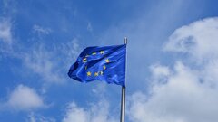 Politico: Евросоюз готовит планы по вступлению Украины, Молдавии и еще двух стран