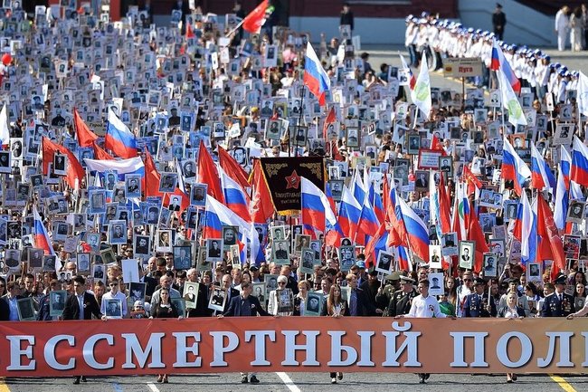 В Екатеринбурге к шествию «Бессмертного полка» 9 Мая присоединятся 150 000 горожан