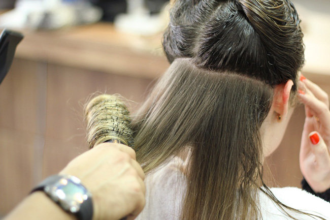 Спрос на услуги парикмахеров и мастеров по маникюру быстро растет в Москве