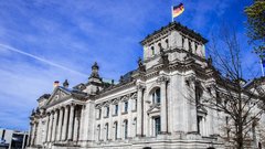 Песков: Новая военная стратегия Германии вызывает тревогу у европейцев