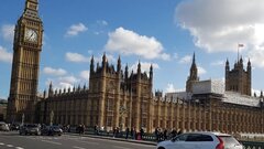 AP: Лондон не ожидает нападения России на страны НАТО