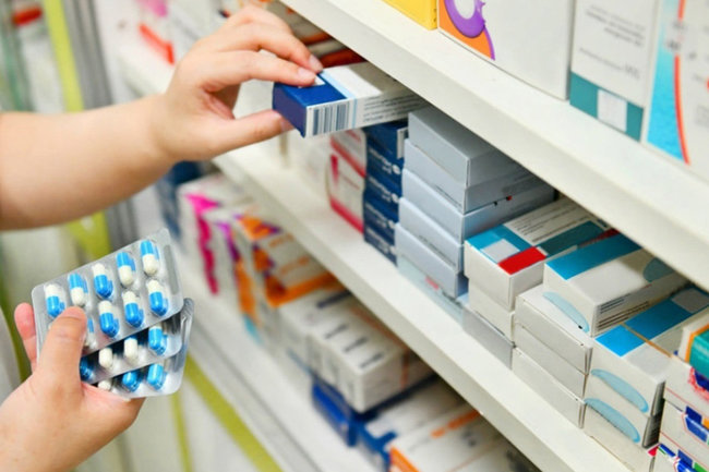 аптека фармацевт лекарства лекарство таблетки