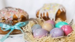 Священник Береговой высказался о недопустимых украшениях для пасхальных яиц