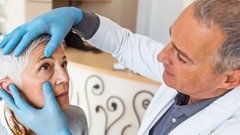 Кандидат медицинских наук Мария Левина об офтальмологических заболеваниях, которые могут вызывать слепоту без заметных признаков