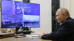Уровень бедности в России к 2036 году должен стать ниже 5% – Путин