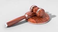 Годовщина свадьбы помогла россиянам избежать заключения в Индии