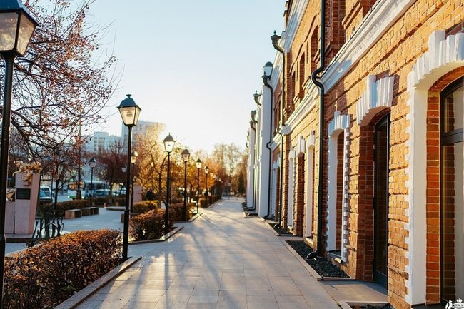 Город / улица