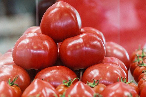Диетолог Мансурова рассказала, кому стоит отказаться от помидоров