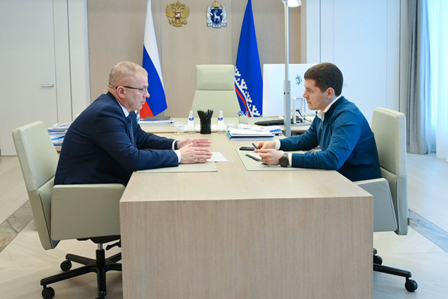 Андрей Кугаевский (слева)