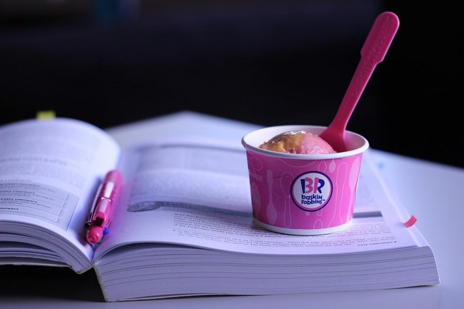 Бывший производитель мороженого Baskin Robbins в РФ запускает свою сеть «космических» кафе