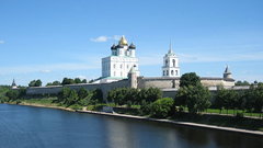 Школьники из Ноябрьска готовились к олимпиаде по истории в Пскове