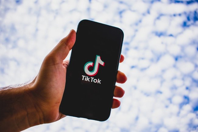 TikTok снова стал полностью доступен пользователям в России