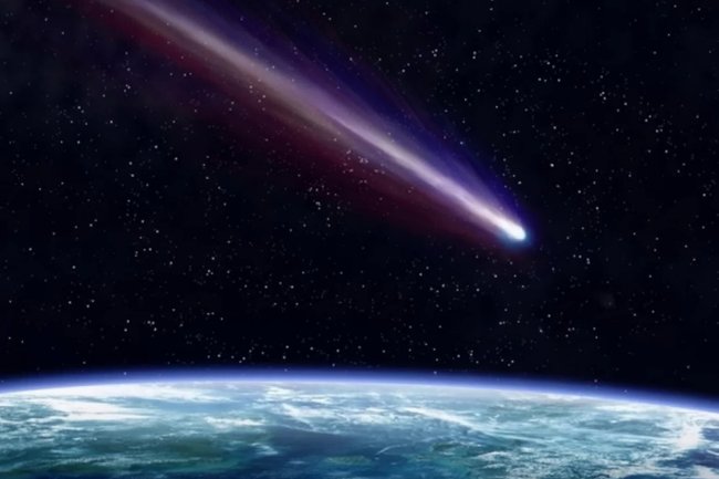 Ядро кометы имеет диаметр 400 метров, что аналогично размерам кометы Лавджоя, выжившей в 2011 году при подходе к Солнцу.