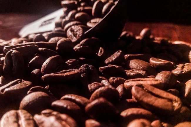 Цены на кофе достигли 16-летнего максимума