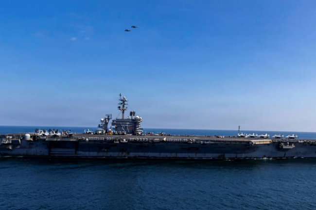 Авианосец США USS Abraham Lincoln
