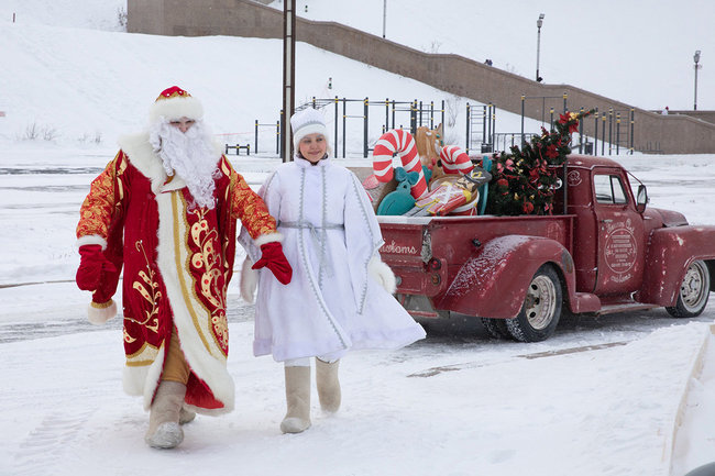 В ХМАО на 20% подорожают услуги Деда Мороза и Снегурочки