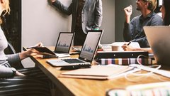 HR-эксперт: Когда доход зависит от настроения шефа – из компании пора уходить