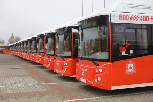 Губернатор Нижегородской области принял в регион более 50 новых автобусов
