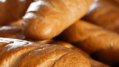Гастроэнтеролог предупредила о рисках потребления заплесневелого хлеба
