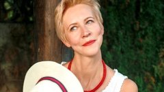 Татьяна Лaзарева, покинувшая Россию, рассказала о финансовых трудностях