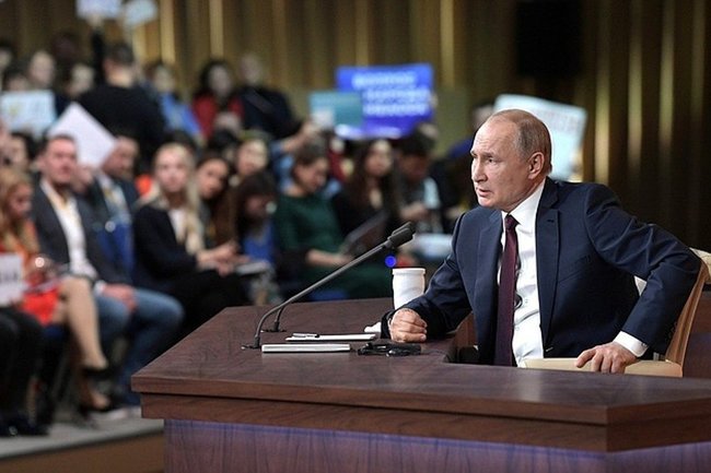 «Президента облапошивают советники»: о пресс-конференции Путина
