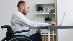 В Вологодской области наблюдается увеличение численности трудоустроенных инвалидов