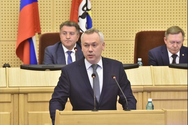 Губернатор Новосибирской области поблагодарил депутатов Заксобрания за конструктивную совместную работу