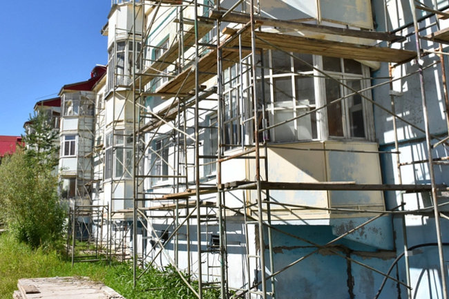 К юбилею Ноябрьска отремонтируют фасады пяти зданий