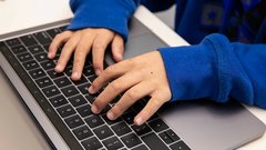 Закрытие Roblox вызвало увеличение спроса на тематические товары в России