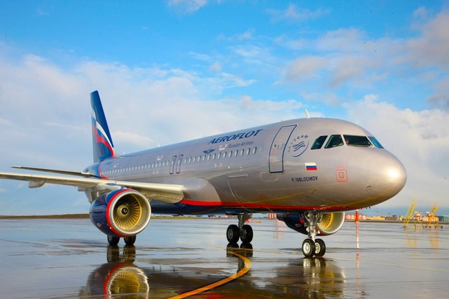 Авиакомпания «Россия» с 12 июня начнет выполнять рейсы из Нижневартовска в Санкт-Петербург