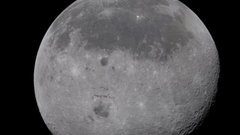 Космический корабль Orion с астронавтами возвращается на Землю