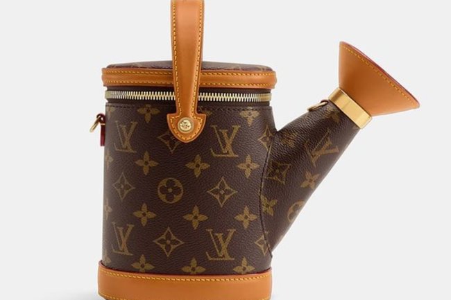 Louis Vuitton выпустил мужскую сумку в виде лейки стоимостью 512 тысяч рублей