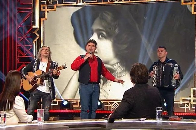 Певец из Ханты-Мансийска шикарно спел на шоу Андрея Малахова
