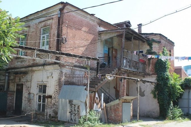 В Новосибирске расселят 176 аварийных домов