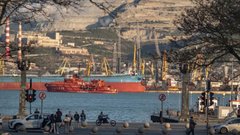 Новороссийск устанавливает новые рекорды: инвестирование 80 миллиардов за год и создание сотен рабочих мест