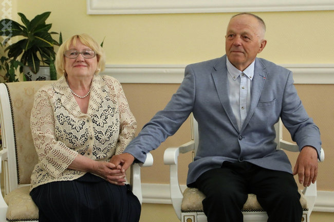 На Ямале зарегистрировано рекордное количество супружеских пар, которые прожили вместе больше пятидесяти лет.