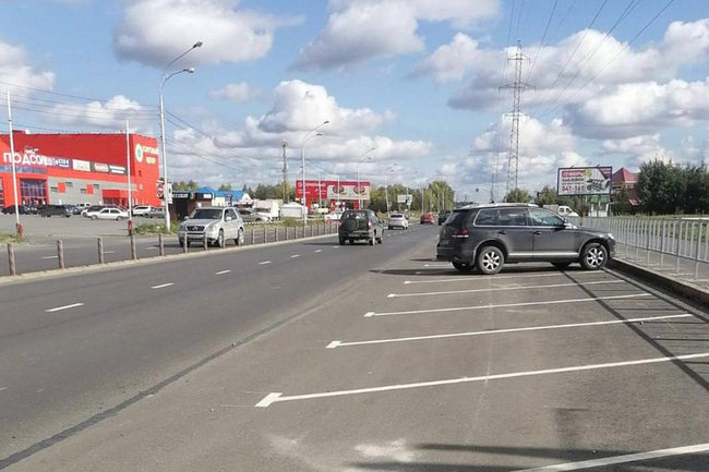В Сургуте у аэропорта хотят построить парковку