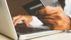 Объем интернет-торговли в России за первое полугодие достиг 7,2 трлн рублей