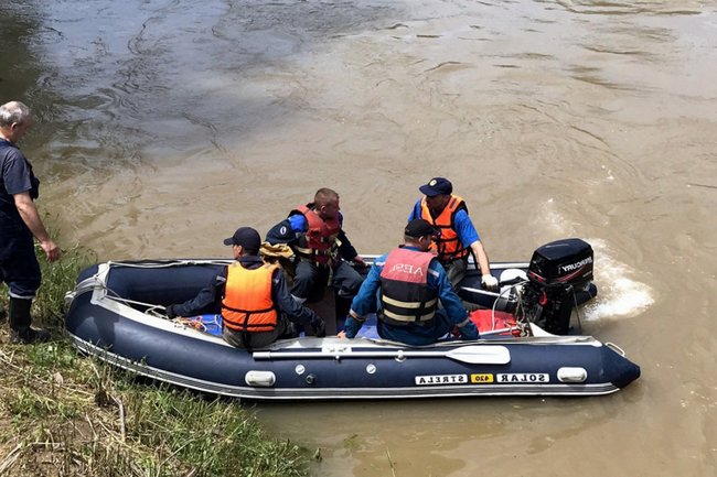 паводок подтопление мчс лодка