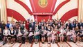 Глава Чувашии вручил трем семьям медали  «Родительская слава»