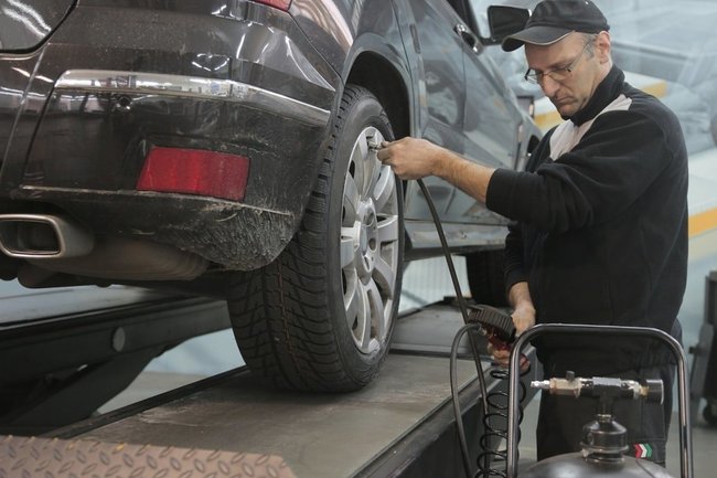 Шиномонтаж / колесо / сервис