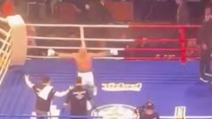 Турецкого боксера дисквалифицируют за драку после поединка с россиянином