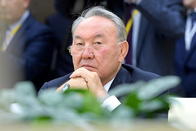 Назарбаев рассказал, почему Казахстан так и не признал Крым российским