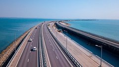 Крымский мост третий раз за сутки закрыл движение автотранспорта