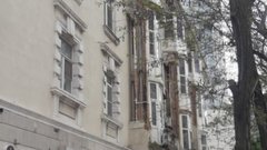 «Балконы вот-вот рухнут!»: в Новороссийске на набережной разрушаются исторические здания