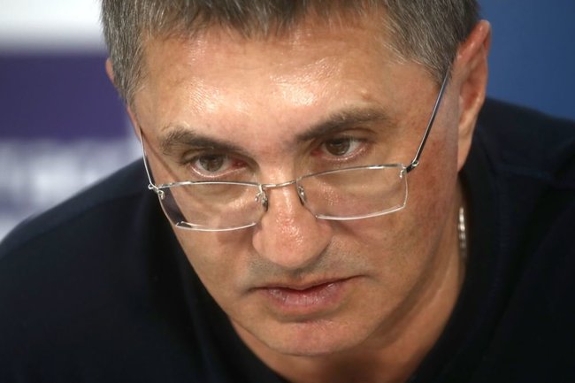 Доктор Александр Мясников