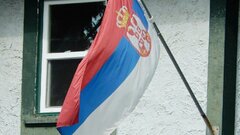 Песков: Отношения России и Сербии не зависят от отдельных политиков